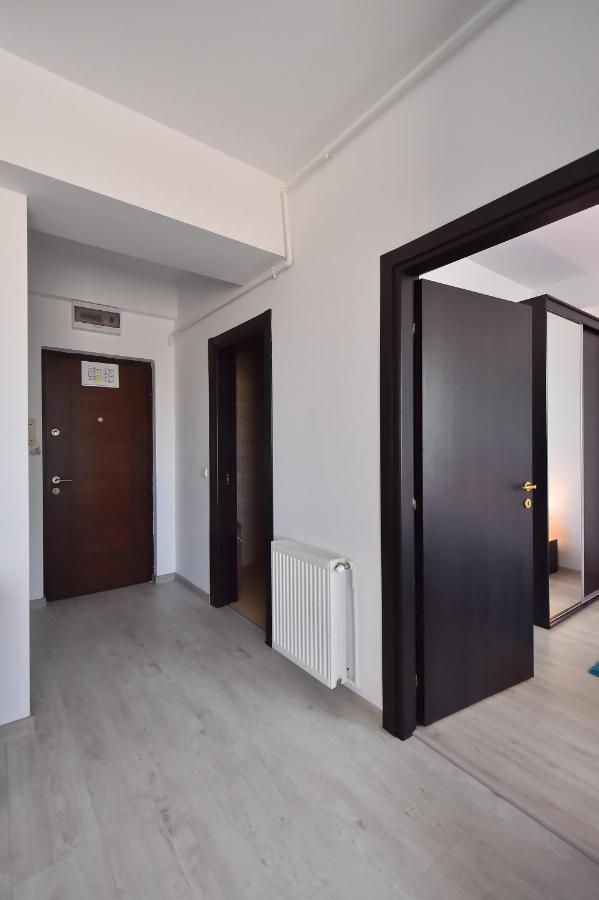 Apartment Summerland Mamaia Buitenkant foto
