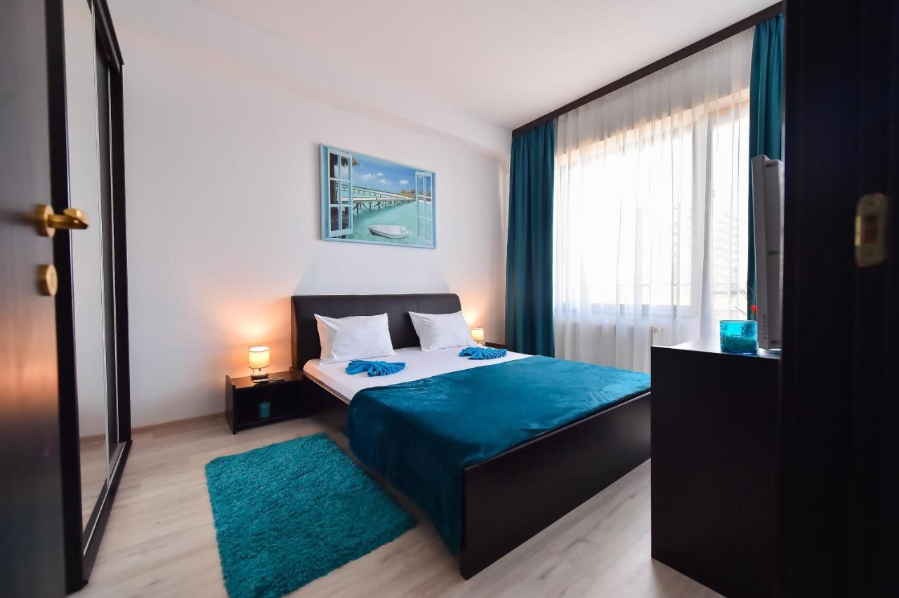 Apartment Summerland Mamaia Buitenkant foto
